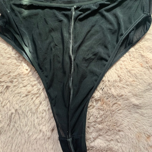 SOLD‼️ - Picture 7 of 8